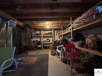 Fully Furnished 2nd Tier Lake Cabin Discover the perfect blend - photo 23