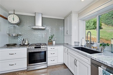 Experience elevated lakeview living in this beautifully upgraded - photo 26