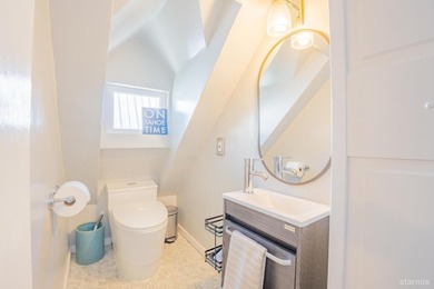 Classic Tahoe charm and modern comfort come together in this - photo 28
