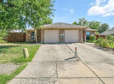 Lake Lewisville Home For Sale in Little Elm Texas
