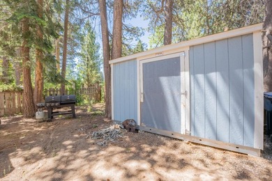 Classic Tahoe charm and modern comfort come together in this - photo 31