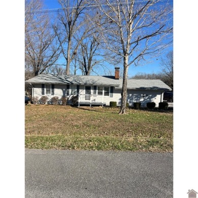 Lake Home For Sale in Cadiz, Kentucky