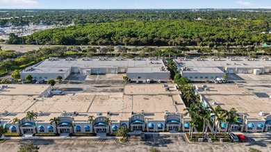 Beautifully renovated, high-end commercial space in prime sunny - photo 4