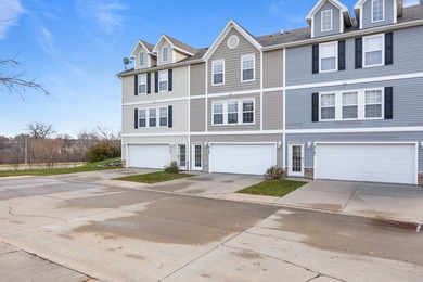 Saylorville Lake Townhome/Townhouse For Sale in Ankeny Iowa