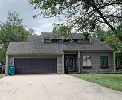 Lake Home Off Market in Independence, Iowa