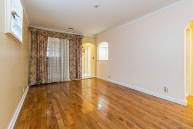 Nestled in the Wakefield neighborhood of the Bronx, 4121 Grace - photo 15
