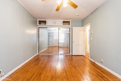 Nestled in the Wakefield neighborhood of the Bronx, 4121 Grace - photo 21