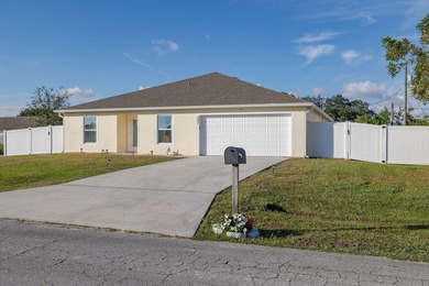 CBS Built in 2021 - 4-bedroom, 2-bath, 2-car garage FENCED YARD - photo 36