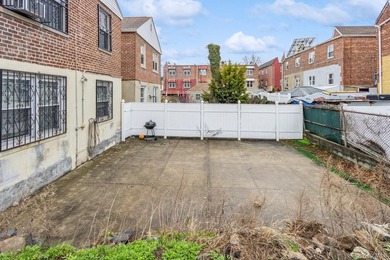 Nestled in the Wakefield neighborhood of the Bronx, 4121 Grace - photo 40