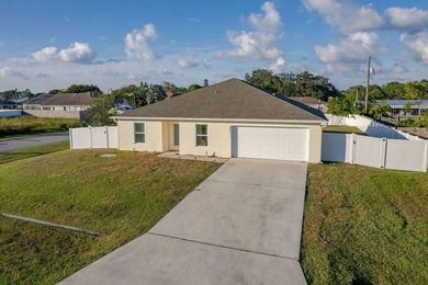 CBS Built in 2021 - 4-bedroom, 2-bath, 2-car garage FENCED YARD - photo 40