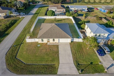 CBS Built in 2021 - 4-bedroom, 2-bath, 2-car garage FENCED YARD - photo 42