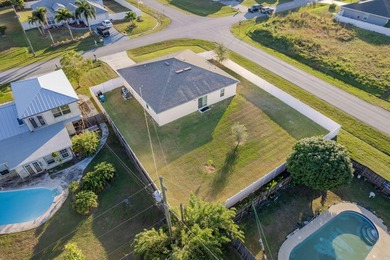 CBS Built in 2021 - 4-bedroom, 2-bath, 2-car garage FENCED YARD - photo 44