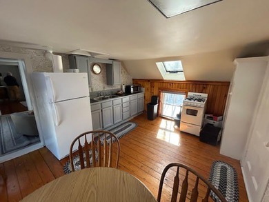 Beautiful and stately home in the heart of Belfast, within - photo 47