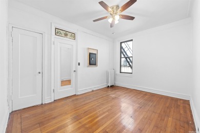 (private lake, pond, creek) Home For Sale in Brooklyn Heights New York