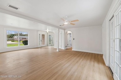 Back on the Market Through No Fault of the Seller! Seller is - photo 5