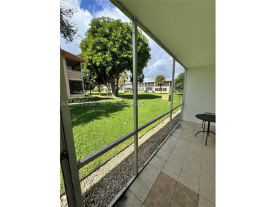 Don`t miss this georgeous and spacious condo in this amazing 55+ - photo 7