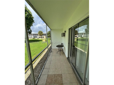 Don`t miss this georgeous and spacious condo in this amazing 55+ - photo 8