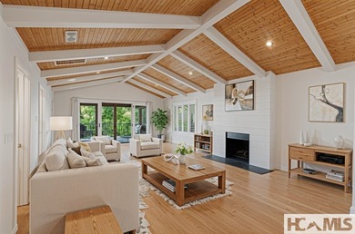 Welcome to an extraordinary lakefront estate on Lake Toxaway - photo 15