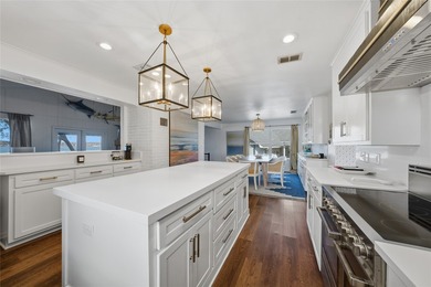 Enjoy incredible open-water living with 100 feet of shoreline - photo 7
