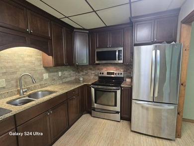 Escape to your private waterfront paradise on Big Bear Creek - photo 8