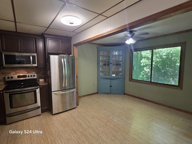 Escape to your private waterfront paradise on Big Bear Creek - photo 9