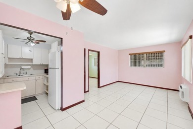 Rare triplex offering in the heart of SoSo, one of West Palm - photo 30