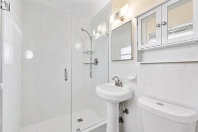 Rare triplex offering in the heart of SoSo, one of West Palm - photo 32