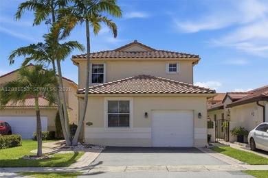Stunning 4-bedroom, 3-bath pool home on a cul de sac with - photo 4
