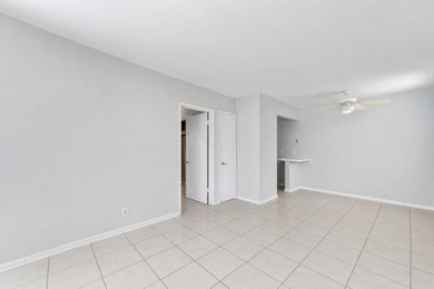 Rare triplex offering in the heart of SoSo, one of West Palm - photo 36