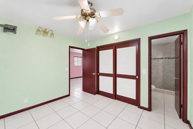 Rare triplex offering in the heart of SoSo, one of West Palm - photo 38
