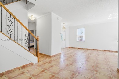 Stunning 4-bedroom, 3-bath pool home on a cul de sac with - photo 10