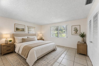 Rare triplex offering in the heart of SoSo, one of West Palm - photo 40