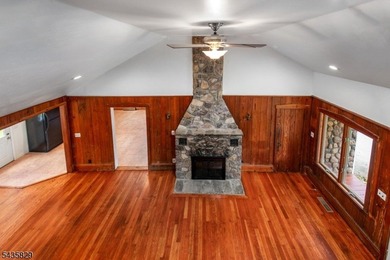 Charming Lakefront cottage home in the Mount Laurel Estates - photo 8