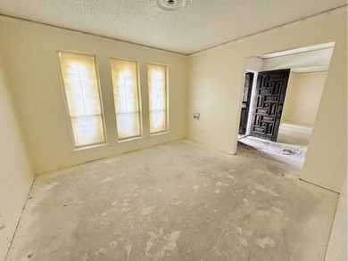 Investor special in South Dallas near Cedar Crest Golf Course - photo 6