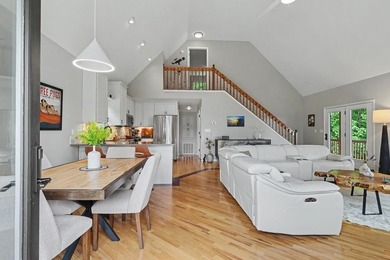 Discover this immaculate, west-facing chalet in the highly - photo 8