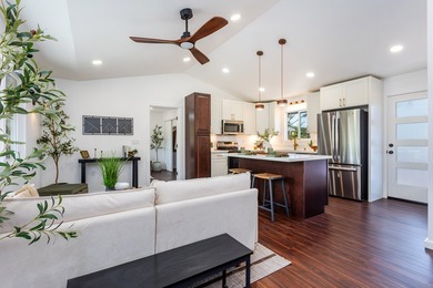 Welcome to this beautifully crafted brand new 3 bedroom, 2 - photo 3