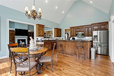 Experience ultimate golf course luxury in Tully Point at - photo 13