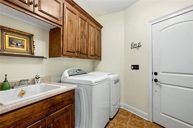 Experience ultimate golf course luxury in Tully Point at - photo 19