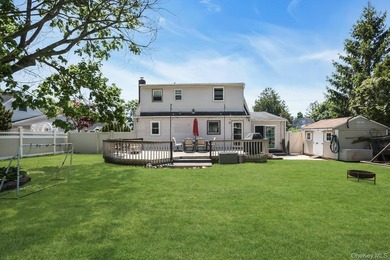 Welcome to 57 Wantagh Avenue in East Islip - a beautifully - photo 25