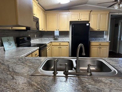 New to the Market! Enjoy peaceful country living on 1 - photo 9