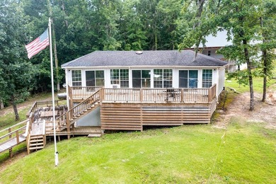 Experience the best of lake living with two homes on one - photo 3