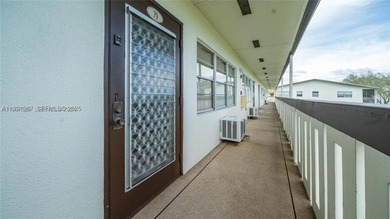 Amazing unit for sale in one of the most attractive 55+ - photo 6