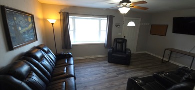 Great opportunity in a desirable Urbandale location. This