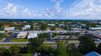 ATTENTION INVESTORS! Prime Location in Delray Beach! With many - photo 2