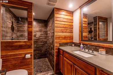 Experience the perfect blend of timeless mid-century modern - photo 17