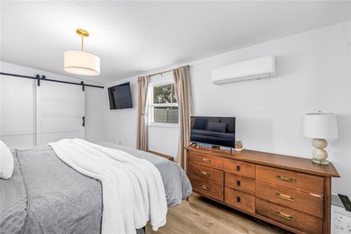 Under contract-accepting backup offerspletely renovated - photo 23