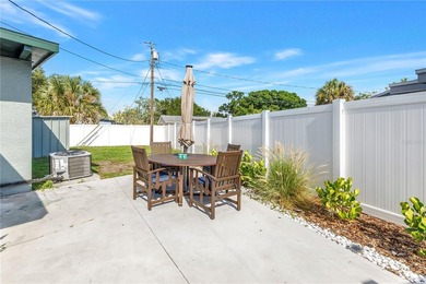 Under contract-accepting backup offerspletely renovated - photo 34