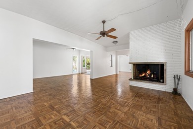 Discover this charming, spacious & character-filled Mid-Century - photo 6