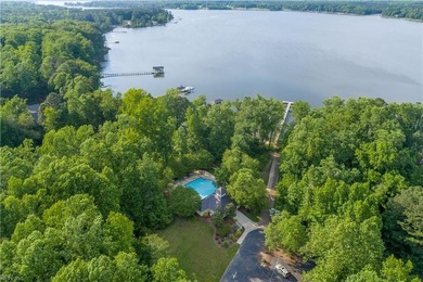 Upscale Coastal Living in highly sought-after Riverwatch on - photo 3