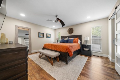 Welcome to your own slice of Lake Hamilton paradise! This - photo 25
